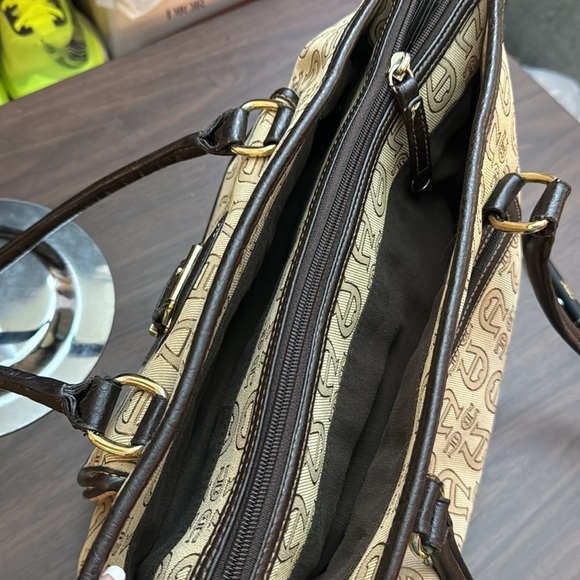 Authentic Etienne Aigner shoulder bag - Picture 6 of 7